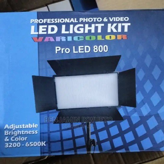 VARICOLOR Pro LED 800 Professional Photo & Video Light Kit 💡 Adjustable Brightness + Color | 3200K-6500K | Barn Doors Included